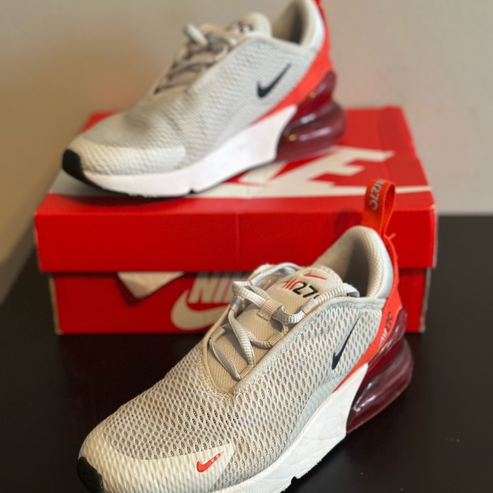Nike Kids Air Max 270
